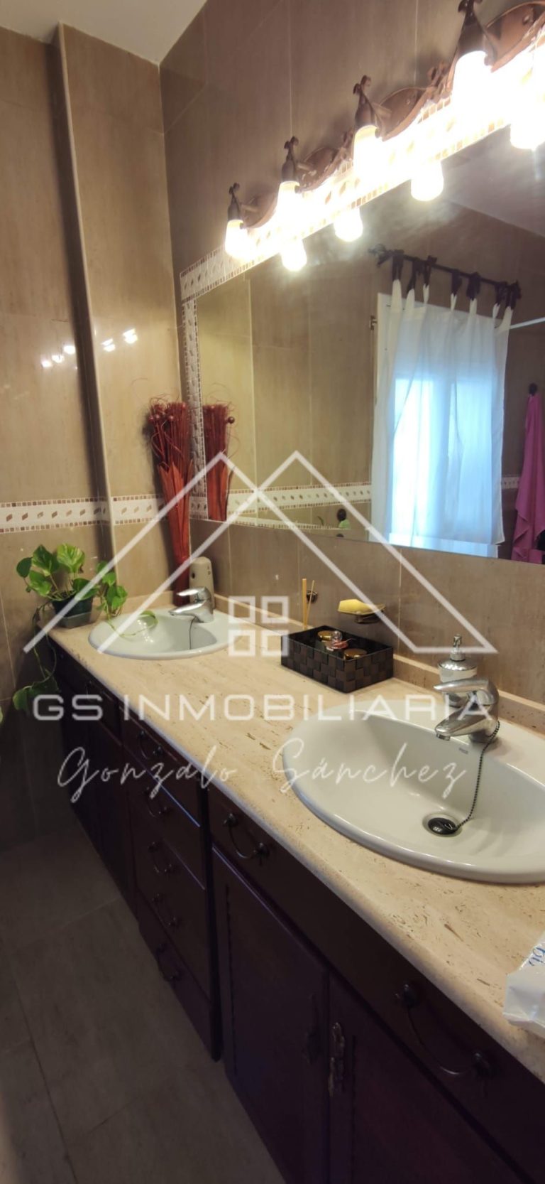 Casa / Chalet en Venta en Lucena Ref: 3495 - Fotografía 2