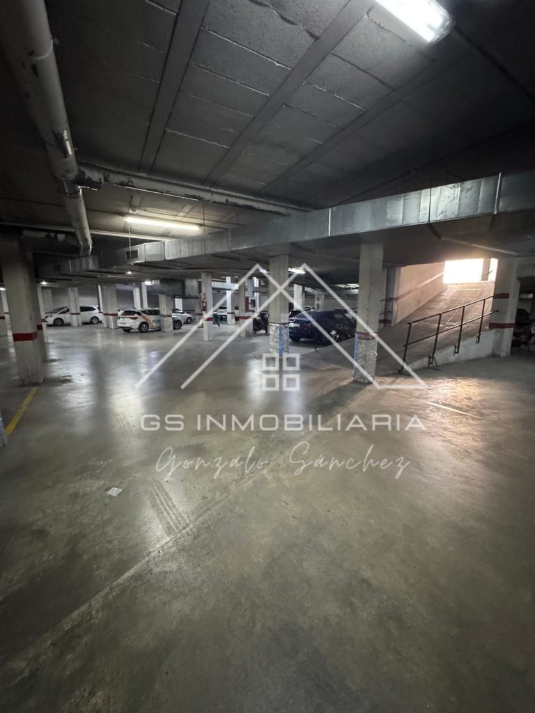 Garaje / Parking en Venta en Lucena Ref: GAR0041 - Fotografía 2