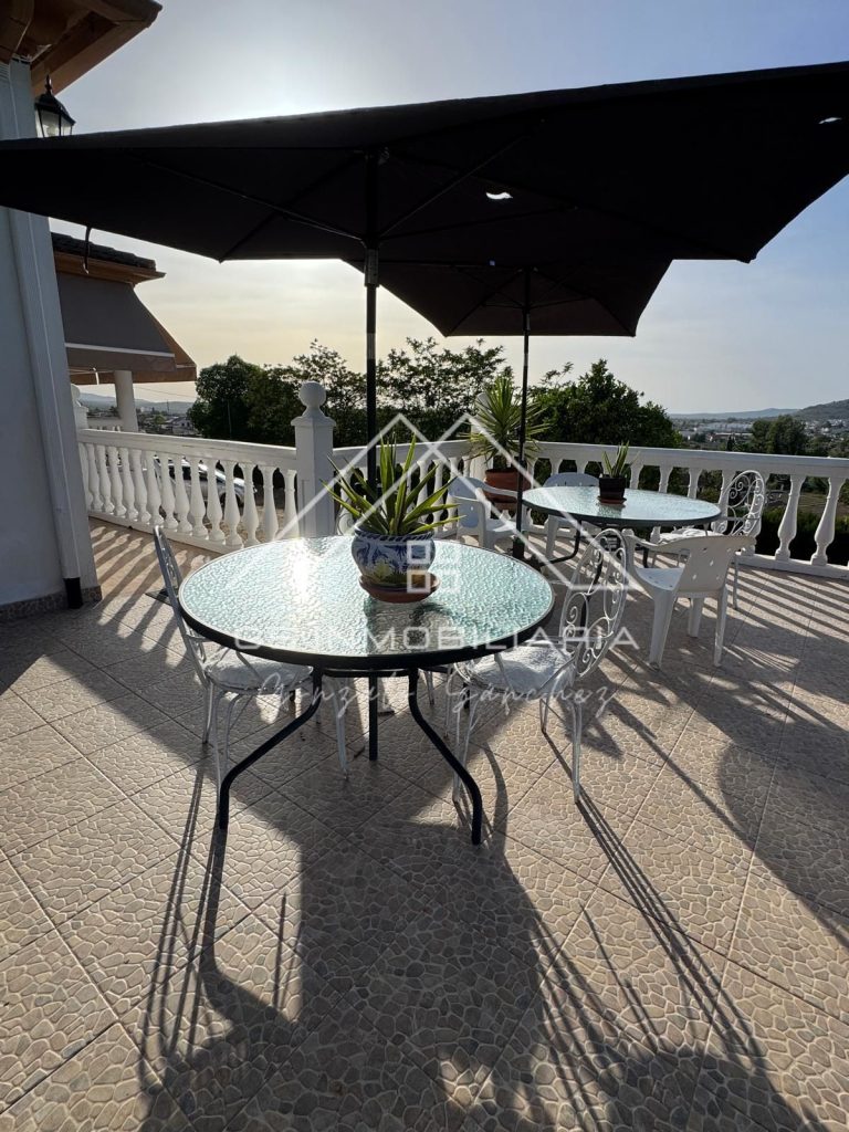 Casa / Chalet en Venta en Lucena Ref: CHA0055 - Fotografía 3