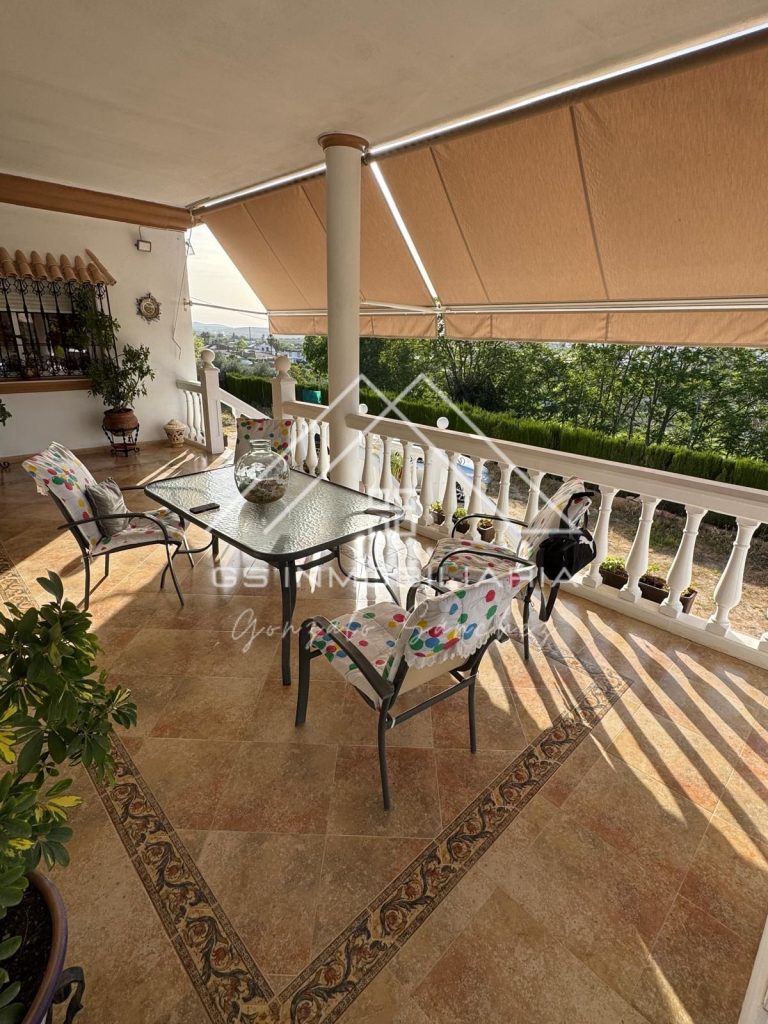 Casa / Chalet en Venta en Lucena Ref: CHA0055 - Fotografía 2