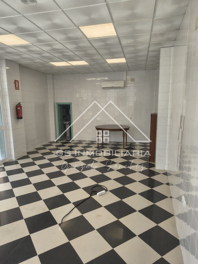 Local comercial en Venta en Lucena Ref: LOC0118 - Fotografía 6