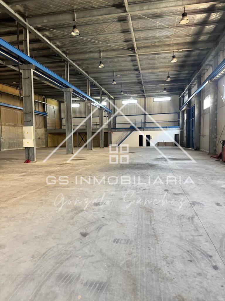 Nave en Venta en Lucena Ref: NAV0084 - Fotografía 2