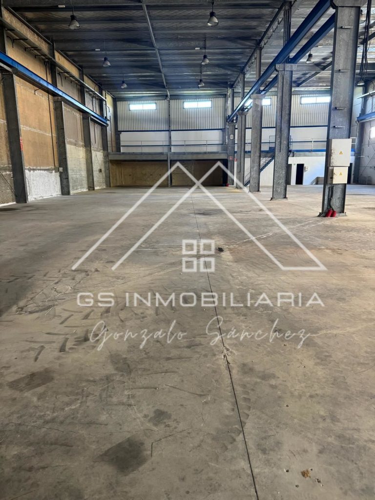 Nave en Venta en Lucena Ref: NAV0084 - Fotografía 3