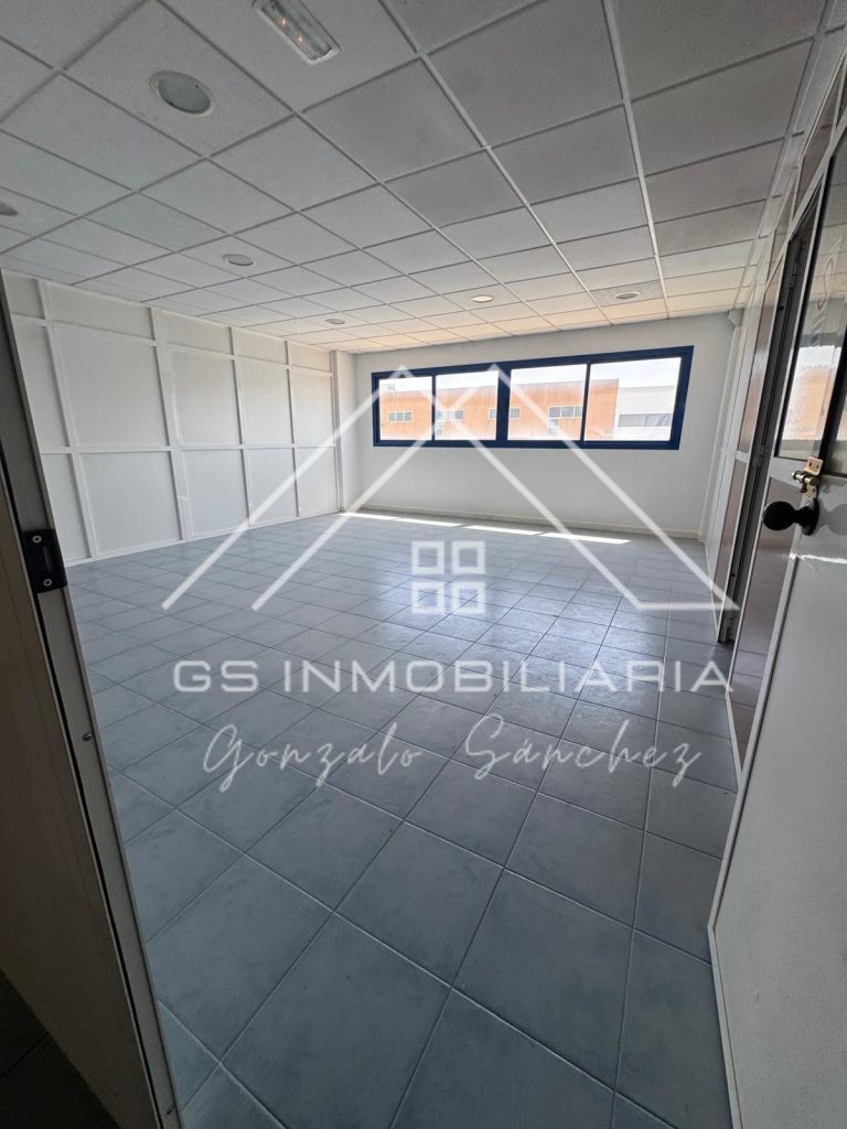 Nave en Venta en Lucena Ref: NAV0084 - Fotografía 9