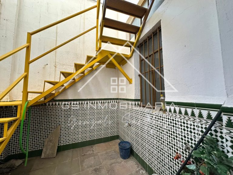 Local comercial en Alquiler en Lucena Ref: LOC0119 - Fotografía 9