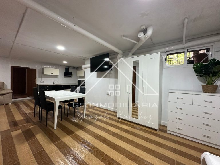 Apartamento en Alquiler en Lucena Ref: AP0004 - Fotografía 2