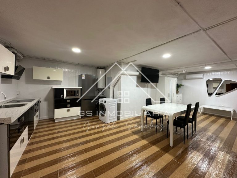 Apartamento en Alquiler en Lucena Ref: AP0004 - Fotografía 3