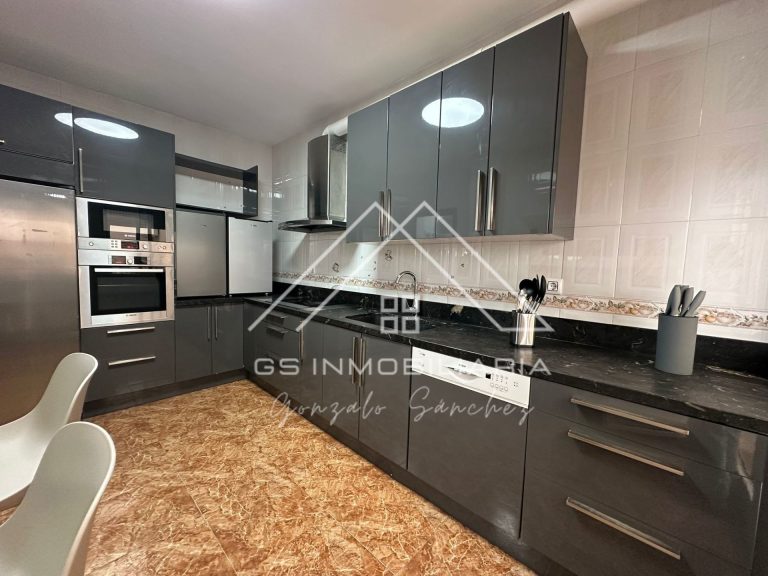 Apartamento en Alquiler en Lucena Ref: AP0005 - Fotografía 2