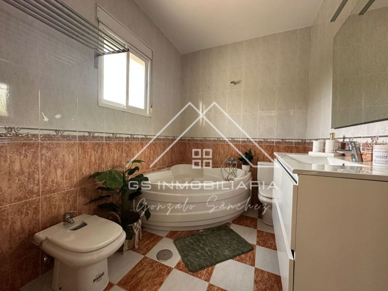 Apartamento en Alquiler en Lucena Ref: AP0005 - Fotografía 3
