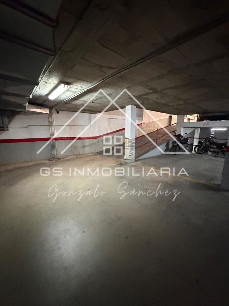 Garaje / Parking en Venta en Lucena Ref: GAR0045 - Fotografía 3